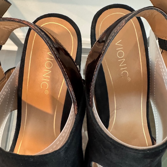 Vionic Bianca Backstrap chunky heel sandal tortoise Strap Black Suede Size 7.5 - Picture 9 of 14